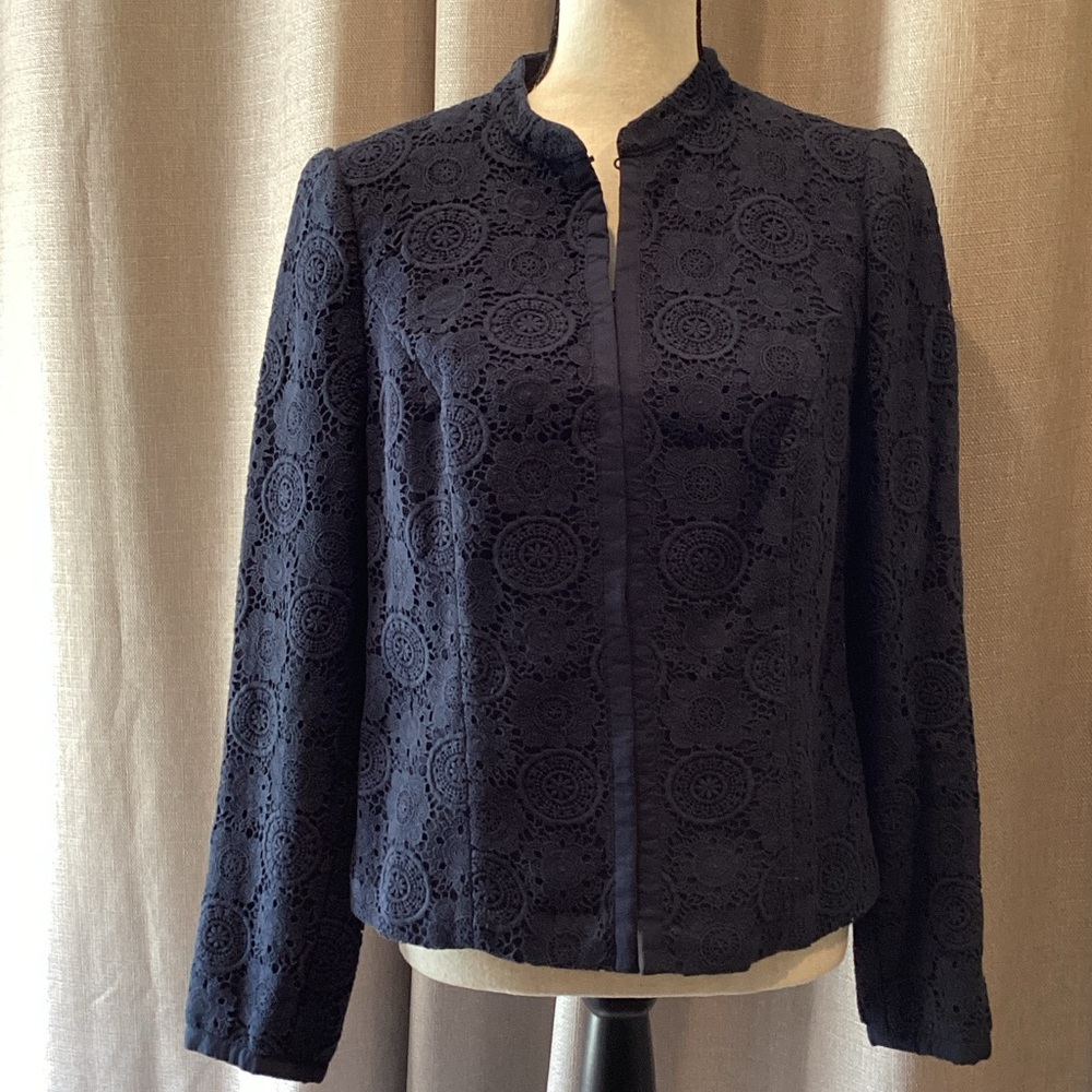 Boden Navy Eyelet Women's Blazer, size 8.